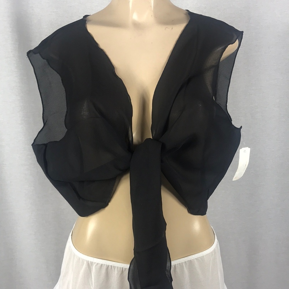 Zuliana black front tie sleeveless top Size XL Made in USA